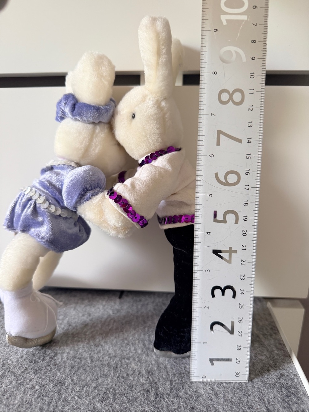 Vintage 1998 Creature Comforts Bunny Couple Plush Set- Figure Skating - Picture 3 of 9